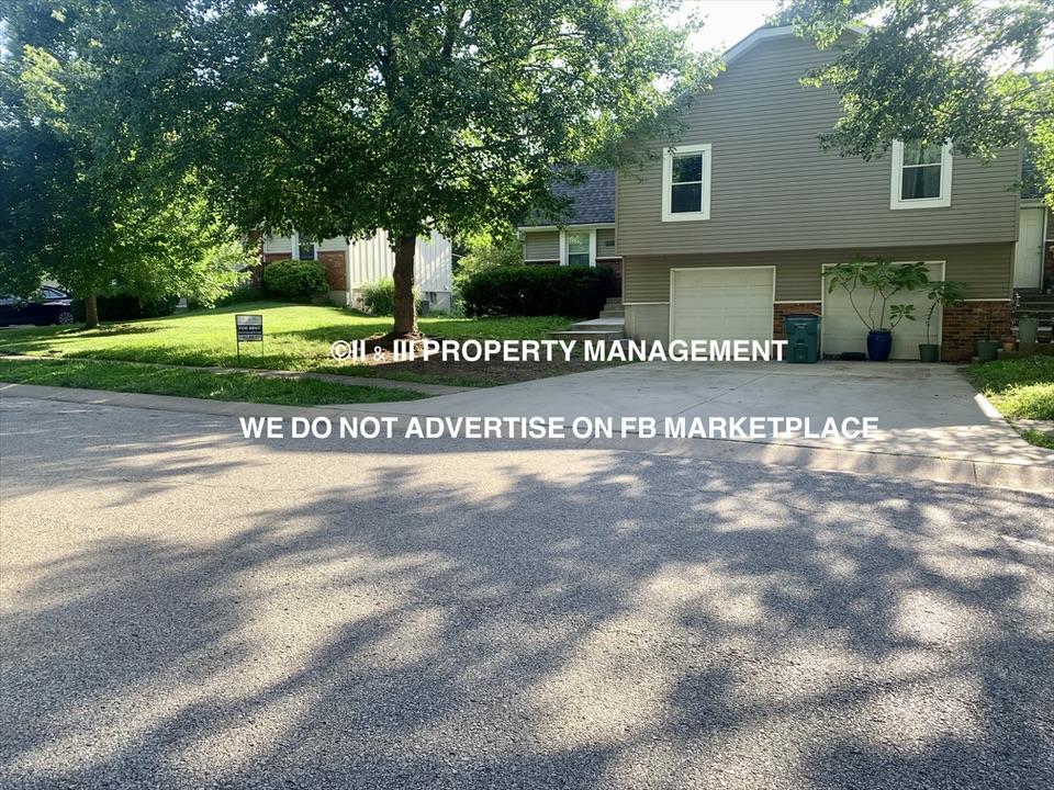 6102 Newton St (Duplex)